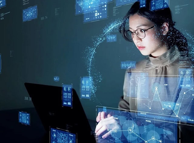 kết hợp bot dịch thuật và người dịch